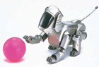 ソニー「AIBO」。ロボットに癒し効果をもたせたヒット商品。